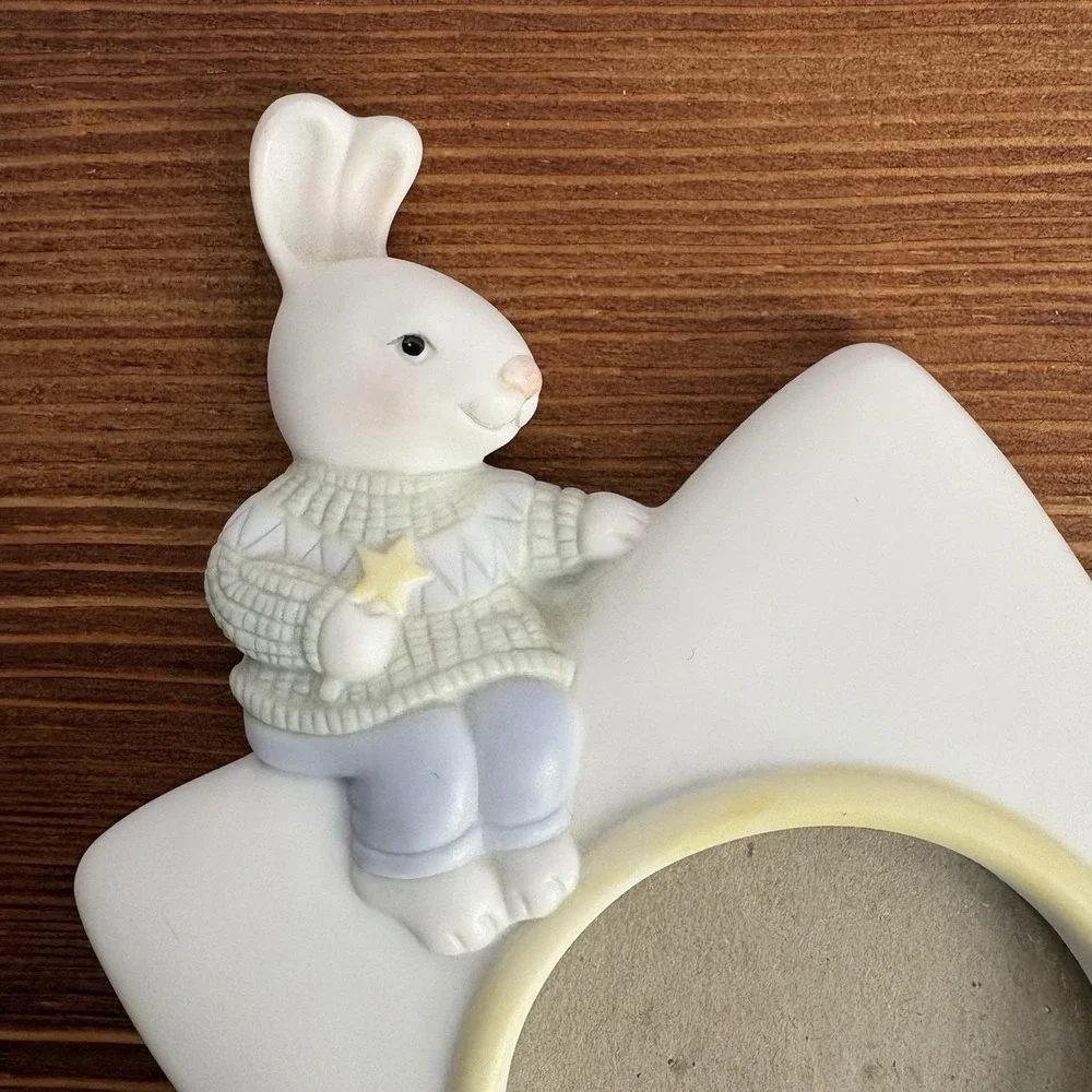 Burnes Of Boston ceramic Bunny frame 5 pt star 3D back easel 5